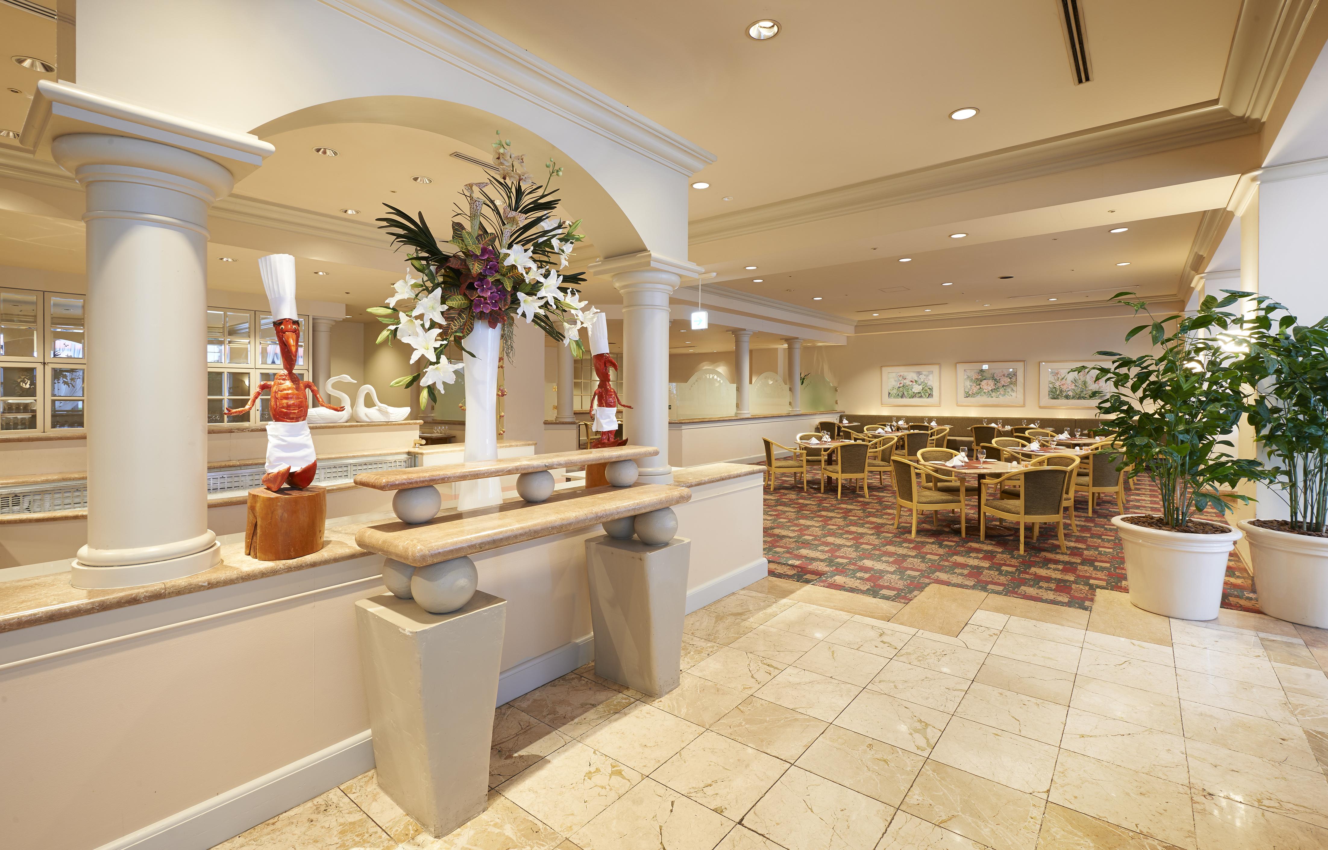 Hotel Okura Tokyo Bay Urayasu Buitenkant foto The lobby of the Hilton San Francisco Airport